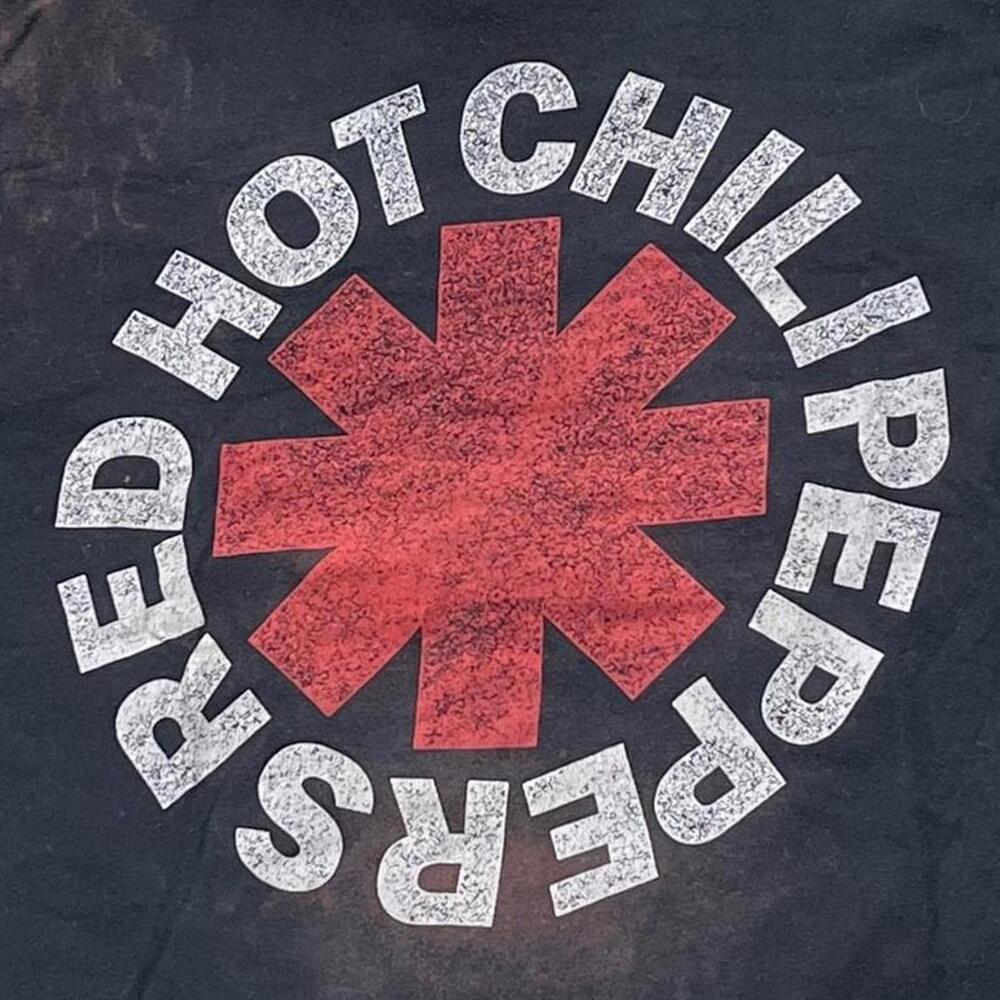 Red Hot Chili Peppers Preowned Small Band T-shirt